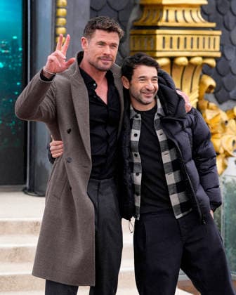 Chris Hemsworth Presents Escape Route Film in Madrid Actor Chris Hemsworth and director Bart Layton attend the Ruta De Escape (Crime 101) photocall. January 27, 2026. Photo by Acero AlterPhotos ABACAPRESS.COM Madrid Spain  Copyright: xAcero AlterPhotos ABACAx