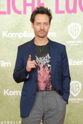 Tom Schilling bei der Premiere des Kinofilms Ach, diese Lücke, diese entsetzliche Lücke im Mathäser Filmpalast. München, 27.01.2026