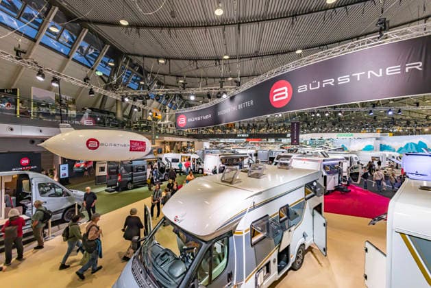 Mit rund 268.000 Besuchen ist die Messe Caravan Motor Touristik in Stuttgart zu Ende gegangen . Nach Angaben des Messeveranstalters ist die CMT weltweit die größte Publikumsmesse für Tourismus und Freizeit. Bürstner. 25.01.2026, Stuttgart, Baden-Württemberg, Deutschland *** The Caravan Motor Touristik trade fair in Stuttgart ended with around 268,000 visitors According to the trade fair organizer, CMT is the worlds largest public trade fair for tourism and leisure Bürstner 25 01 2026, Stuttgart, Baden Württemberg, Germany