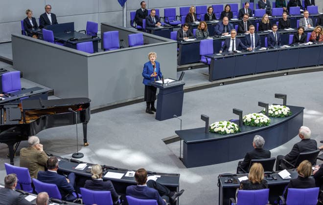 Sonderveranstaltung anlässlich des Tages des Gedenkens an die Opfer des Nationalsozialismus Sonderveranstaltung anlässlich des Tages des Gedenkens an die Opfer des Nationalsozialismus statt im Deutschen Bundestag am 28.01.26 in Berlin. Tova Friedmann spricht im Bundestag zu den Anwesenden. Berlin Berlin Deutschland Bundestag *** Special event to mark the Day of Remembrance of the Victims of National Socialism Special event to mark the Day of Remembrance of the Victims of National Socialism held in the German Bundestag on 28 01 26 in Berlin Tova Friedmann speaks to those present in the Bundestag Berlin Berlin Germany Bundestag
