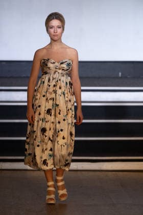 PFW - Franck Sorbier Runway A model walks the runway during the Franck Sorbier Haute Couture Week Spring Summer 2026 show as part of Paris Fashion Week on January 27, 2026 in Paris, France. Photo by Laurent Zabulon ABACAPRESS.COM Paris France  Copyright: xZabulonxLaurent ABACAx