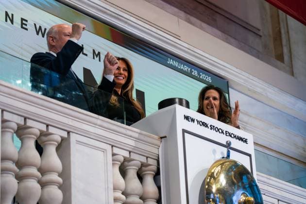 January 28, 2026, New York, New York, USA: First Lady MELANIA TRUMP smiles as she rings the opening bell of the New York Stock Exchange. New York USA - ZUMAs365 20260128_znp_s365_003 Copyright: xJoeyxSussmanx