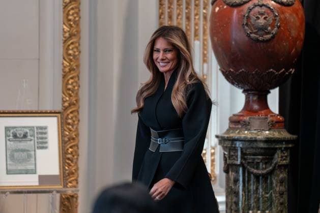 January 28, 2026, New York, New York, USA: First Lady MELANIA TRUMP smiles as she takes the stage before speaking at the New York Stock Exchange. New York USA - ZUMAs365 20260128_znp_s365_015 Copyright: xJoeyxSussmanx
