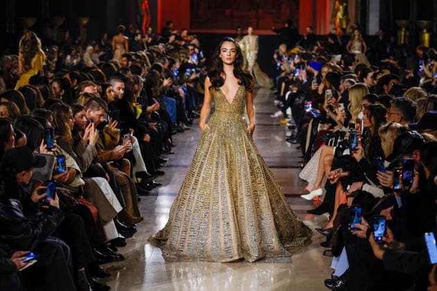 Deva Cassel Elie Saab Haute Couture Spring Summer 2026 show as part of Paris Fashion Week PFW at the Rodin Museum, Paris, France, January 28, 2026 Bestimage Runway Elie Saab Haute Couture Week Spring Summer 2026 show as part of Paris Fashion Week on January 28, 2026 in Paris, France Paris France  Copyright: xAgencex xBestimagexAgencex xBestimagex