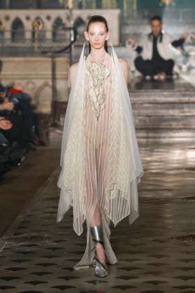 Yuima Nakazato Haute Couture Spring Summer 2026 show as part of Paris Fashion Week PFW , January 28, 2026 Bestimage Runway Yuima Nakazato Haute Couture Week Spring Summer 2026 show as part of Paris Fashion Week on January 28, 2026 in Paris, France Paris France  Copyright: xAgencex xBestimagexAgencex xBestimagex