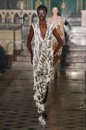 Yuima Nakazato Haute Couture Spring Summer 2026 show as part of Paris Fashion Week PFW , January 28, 2026 Bestimage Runway Yuima Nakazato Haute Couture Week Spring Summer 2026 show as part of Paris Fashion Week on January 28, 2026 in Paris, France Paris France  Copyright: xAgencex xBestimagexAgencex xBestimagex