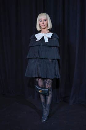 Faouzia au photocall du défilé Valentino, Collection Haute Couture Printemps Eté 2026 lors de la Fashion Week de Paris PFW , à Paris, France, le 28 janvier 2026 Olivier Borde Bestimage Photocall Valentino fashion show as part of Haute Couture Spring Summer 2026 on January 28, 2026 in Paris, France Paris France  Copyright: xOLIVIERxBORDEx xBESTIMAGExOLIVIERxBORDEx xBESTIMAGEx