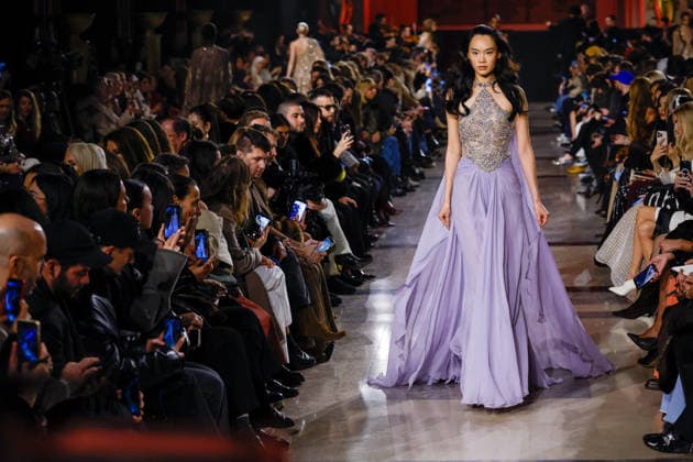 Elie Saab Haute Couture Spring Summer 2026 show as part of Paris Fashion Week PFW at the Rodin Museum, Paris, France, January 28, 2026 Bestimage Runway Elie Saab Haute Couture Week Spring Summer 2026 show as part of Paris Fashion Week on January 28, 2026 in Paris, France Paris France  Copyright: xAgencex xBestimagexAgencex xBestimagex