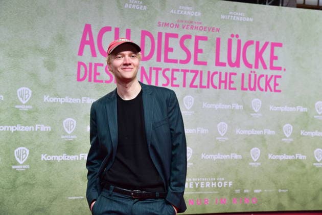 Berlin PREMIERE, ACH DIESE LÜCKE Bruno Alexander Ankunft zur Berlin PREMIERE, von Simon Verhoeven, ach diese Lücke, diese entsetzliche Lücke in Berlin am 28.01.2026
