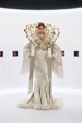 (260128) -- PARIS, Jan. 28, 2026 -- A model presents a creation by Alessandro Michele for Valentino during the Haute Couture Week Spring Summer 2026 in Paris, France, on Jan. 28, 2026. (MeetEurope Handout via Xinhua) FRANCE-PARIS-HAUTE COUTURE WEEK-FASHION SHOW-VALENTINO WuxHuiwo 