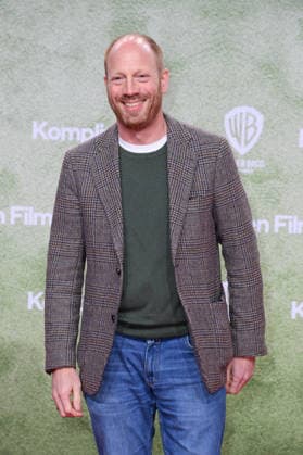 Johann von Buelow bei der Premiere von ACH, DIESE LÜCKE, DIESE ENTSETZLICHE LÜCKE im Zoo Palast in Berlin am 28.01.2026