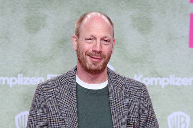 Johann von Buelow bei der Premiere von ACH, DIESE LÜCKE, DIESE ENTSETZLICHE LÜCKE im Zoo Palast in Berlin am 28.01.2026