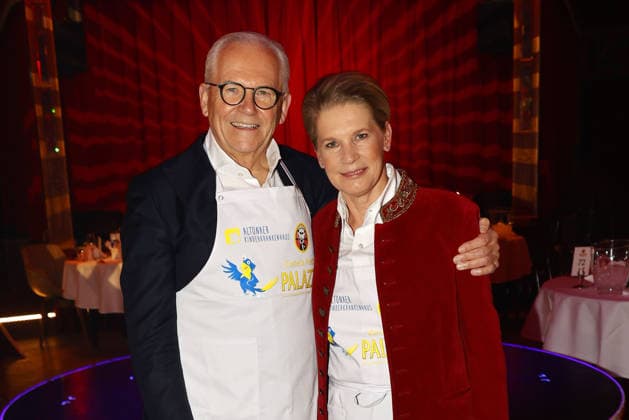 Cornelia Poletto und ihr Ehemann Ruediger Grube bei ihrer Palazzo Charity Gala zugunsten des Altonaer Kinderkrankenhauses am 28.01.2026 in Hamburg Palazzo Charity Gala 2026 - Promis kellnern fuer den guten Zweck in Hamburg