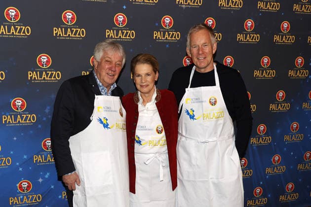 Rolf Zuckowski, Cornelia Poletto und Johannes B. Kerner bei der Palazzo Charity Gala zugunsten des Altonaer Kinderkrankenhauses am 28.01.2026 in Hamburg Palazzo Charity Gala 2026 - Promis kellnern fuer den guten Zweck in Hamburg