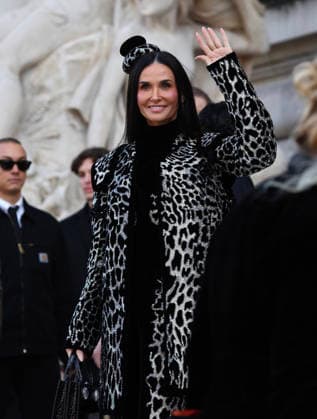 Schiaparelli Spring Summer 2026 fashion collection Paris. France. Demi Moore at the Schiaparelli Spring Summer 2026 fashion collection. Haute Couture Fashion Week. 26th January 2026. LMK430-S280126-001 Anfisa Polyushkevych Landmark Media 