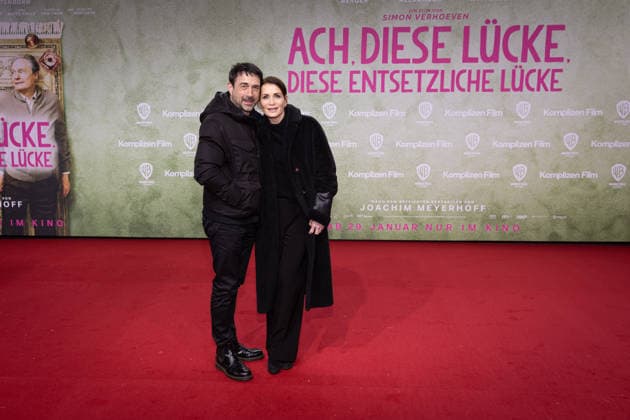 Premiere ACH, DIESE LÜCKE, DIESE ENTSETZLICHE LÜCKE Anja Kling mit Freund Oliver Haas Premiere von ACH, DIESE LÜCKE, DIESE ENTSETZLICHE LÜCKE im Zoo Palast Berlin Copyright: xEventpressxFuhrx