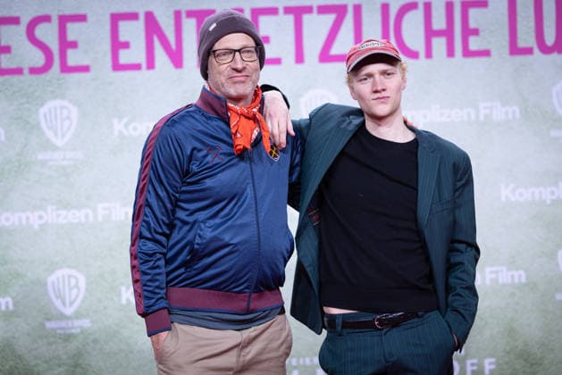 Premiere ACH, DIESE LÜCKE, DIESE ENTSETZLICHE LÜCKE Romanautor Joachim Meyerhoff Bruno Alexander Premiere von ACH, DIESE LÜCKE, DIESE ENTSETZLICHE LÜCKE im Zoo Palast Berlin Copyright: xEventpressxFuhrx