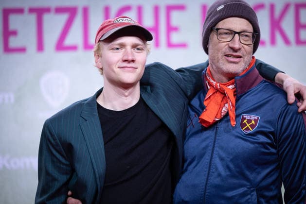 Premiere ACH, DIESE LÜCKE, DIESE ENTSETZLICHE LÜCKE Romanautor Joachim Meyerhoff Bruno Alexander Premiere von ACH, DIESE LÜCKE, DIESE ENTSETZLICHE LÜCKE im Zoo Palast Berlin Copyright: xEventpressxFuhrx