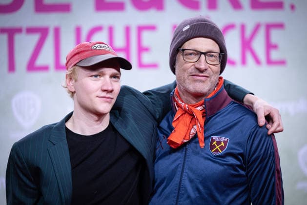 Premiere ACH, DIESE LÜCKE, DIESE ENTSETZLICHE LÜCKE Romanautor Joachim Meyerhoff Bruno Alexander Premiere von ACH, DIESE LÜCKE, DIESE ENTSETZLICHE LÜCKE im Zoo Palast Berlin Copyright: xEventpressxFuhrx