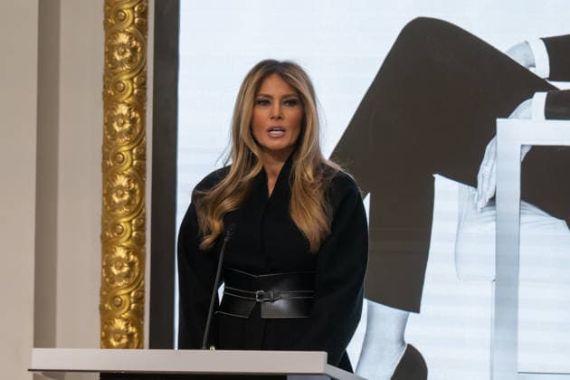 First Lady Melania Trump Rings New York Stock Exchange Opening Bell To Celebrate Upcoming Film Melania in New York, USA - 28 Jan 2026 Melania Trump speaks at a First Lady Melania Trump Rings New York Stock Exchange Opening Bell To Celebrate Upcoming Film Melania event at New York Stock Exchange. New York United States Copyright: xRonxAdarx xSOPAxImagesx _radar_melania_20260128_00092