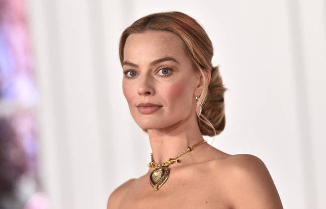 ˜Wuthering Heights™ World Premiere Margot Robbie arriving to the ˜Wuthering Heights™ World Premiere at TCL Chinese Theatre on January 28, 2026 in Hollywood, CA. Hollywood TCL Chinese Theatre California USA Copyright: xLISAxOConnor AFF-USA.comx