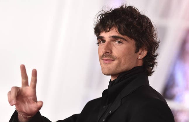 ˜Wuthering Heights™ World Premiere Jacob Elordi arriving to the ˜Wuthering Heights™ World Premiere at TCL Chinese Theatre on January 28, 2026 in Hollywood, CA. Hollywood TCL Chinese Theatre California USA Copyright: xLISAxOConnor AFF-USA.comx