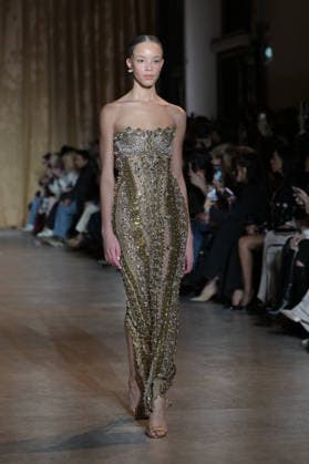 PFW - Zuhair Murad Runway Model walks the runway during the Zuhair Murad Haute Couture Spring Summer show as part of Paris Fashion Week on January 28, 2026 in Paris, France. Photo by Jana Call me J ABACAPRESS.COM Paris Ile de France France  Copyright: xJanaxCallxmexJ ABACAx