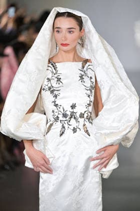 PFW - Juana Martin Runway Model walks the runway during the Juana Martin Haute Couture Spring Summer show as part of Paris Fashion Week on January 28, 2026 in Paris, France. Photo by Jana Call me J ABACAPRESS.COM Paris Ile de France France  Copyright: xJanaxCallxmexJ ABACAx