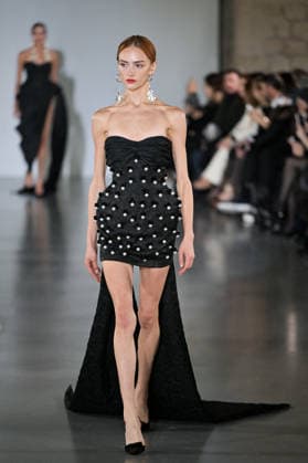 PFW - Juana Martin Runway Model walks the runway during the Juana Martin Haute Couture Spring Summer show as part of Paris Fashion Week on January 28, 2026 in Paris, France. Photo by Jana Call me J ABACAPRESS.COM Paris Ile de France France  Copyright: xJanaxCallxmexJ ABACAx
