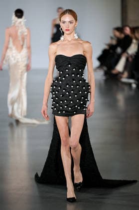 PFW - Juana Martin Runway Model walks the runway during the Juana Martin Haute Couture Spring Summer show as part of Paris Fashion Week on January 28, 2026 in Paris, France. Photo by Jana Call me J ABACAPRESS.COM Paris Ile de France France  Copyright: xJanaxCallxmexJ ABACAx