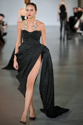 PFW - Juana Martin Runway Model walks the runway during the Juana Martin Haute Couture Spring Summer show as part of Paris Fashion Week on January 28, 2026 in Paris, France. Photo by Jana Call me J ABACAPRESS.COM Paris Ile de France France  Copyright: xJanaxCallxmexJ ABACAx