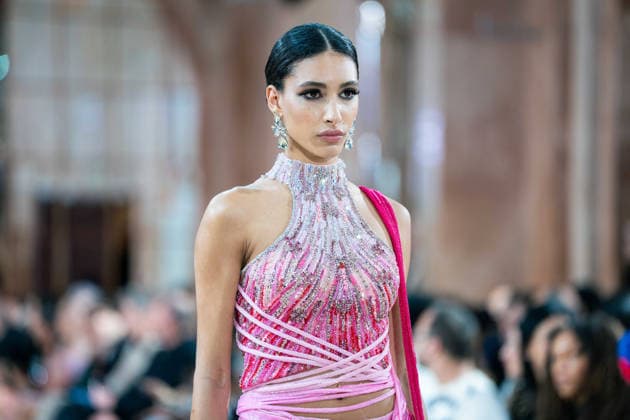Robert Abi Nader - Runway - Paris Fashion Week - Haute Couture Week Spring Summer 2026 A model walks the runway during the Robert Abi Nader Haute Couture Week Spring Summer 2026 fashion show as part of Paris Fashion Week, Credit:Lounis Tiar Avalon France, Paris  Copyright: xLounisxTiarx xAvalonx 1070149908