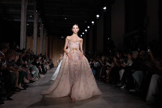 PFW - Zuhair Murad Runway A model walks the runway during the Zuhair Murad Haute Couture Week Spring Summer 2026 show as part of Paris Fashion Week on January 28, 2026 in Paris, France. Photo by Laurent Zabulon ABACAPRESS.COM Paris France  Copyright: xZabulonxLaurent ABACAx