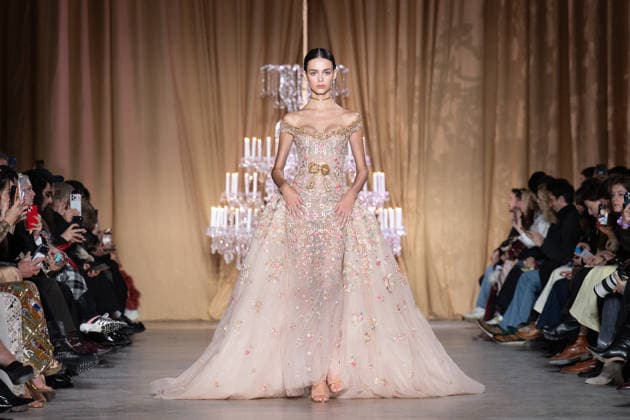 PFW - Zuhair Murad Runway A model walks the runway during the Zuhair Murad Haute Couture Week Spring Summer 2026 show as part of Paris Fashion Week on January 28, 2026 in Paris, France. Photo by Laurent Zabulon ABACAPRESS.COM Paris France  Copyright: xZabulonxLaurent ABACAx