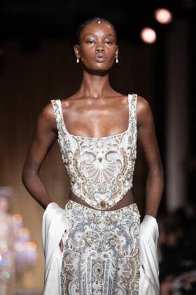 PFW - Zuhair Murad Runway A model walks the runway during the Zuhair Murad Haute Couture Week Spring Summer 2026 show as part of Paris Fashion Week on January 28, 2026 in Paris, France. Photo by Laurent Zabulon ABACAPRESS.COM Paris France  Copyright: xZabulonxLaurent ABACAx