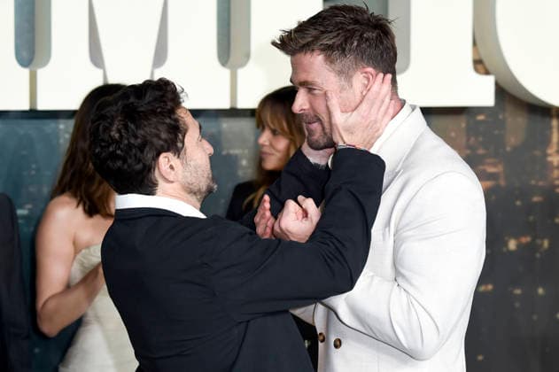 Bart Leyton und Chris Hemsworth beim Gala-Screening des Kinofilms Crime 101 im Odeon Luxe Leicester Square. London, 28.01.2026
