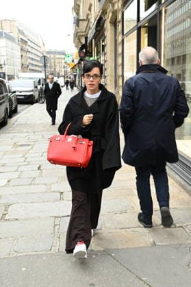Lily Allen walks the streets of Paris on the sidelines of Fashion Week on January 29, 2026 Pierre Perusseau Bestimage Lily Allen walks the streets of Paris on the sidelines of Fashion Week on January 29, 2026 Paris France  Copyright: xPierrexPerusseaux xBestimagexPierrexPerusseaux xBestimagex