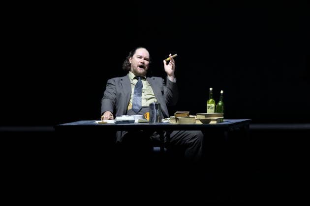 Dmitry Ulyanov (als Boris Timofejewitsch Ismailow) während der Fotoprobe für Lady Macbeth von Mzensk in der Komischen Oper im Schillertheater in Berlin, 28. Januar 2026. Oper in vier Akten von Dmitri Schostakowitsch. Musikalische Leitung James Gaffigan. Inszenierung Barrie Kosky. Bühne Rufus Didwiszus. Kostüme Victoria Behr. Premiere ist am 31. Januar 2026. Komische Oper Berlin Lady Macbeth von Mzensk