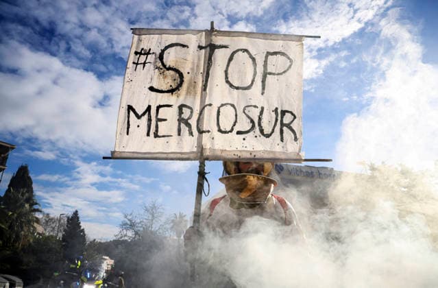 Concentration of farmers No to Mercosur In Defense of Food Sovereignty For a stronger CAP Farmers during the concentration No to Mercosur In Defense of Food Sovereignty For a stronger CAP On January 29, 2026, in Malaga Andalusia, Spain The agricultural organizations Asaja, COAG, UPA and Agrifood Cooperatives of the community except Seville mobilize this Thursday, January 29, in seven Andalusian provincial capitals which is part of a process of mobilizations coordinated at national level to recriminate political and commercial decisions that affect the viability of the agricultural sector and food security The reasons for this mobilization are the rejection of the trade agreement between the European Union EU and Mercosur 29 JANUARY 2026 Á  Copyright: xÃ?lexxZeax 7252965