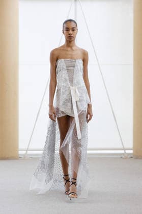 PFW - Aelis Runway A model presents a creation for Aelis for the Women s Haute Couture Spring Summer 2026 collection fashion show as part of the Paris Haute Couture Fashion Week, in Paris, on January 29, 2026. Photo by Alexis Jumeau ABACAPRESS.COM Paris France  Copyright: xJumeauxAlexis ABACAx