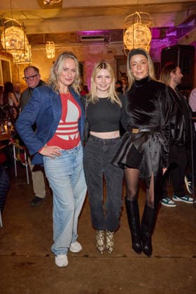Eva Mona Rodekirchen, Eva Bloss und Marina Hoermanseder - Lauch von Natascha Ochsenknecht zu ihrem Podcast Wondermom am 29.01.2026 in Berlin. Podcast Wondermom