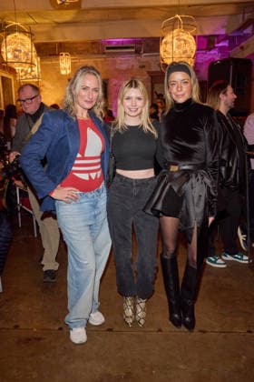 Eva Mona Rodekirchen, Eva Bloss und Marina Hoermanseder - Lauch von Natascha Ochsenknecht zu ihrem Podcast Wondermom am 29.01.2026 in Berlin. Podcast Wondermom