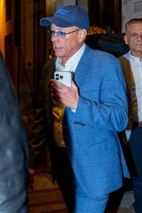 Jean Claude Van Damme is at the Prince de Galles Hotel in Paris on 29 January 2026 Yoann Ouahcene Bestimage Jean Claude Van Damme is at the Prince de Galles Hotel in Paris on 29 January 2026 Paris France  Copyright: xYoannxOuahcenex xBestimagexYoannxOuahcenex xBestimagex