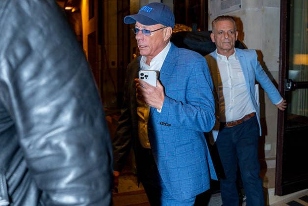 Jean Claude Van Damme is at the Prince de Galles Hotel in Paris on 29 January 2026 Yoann Ouahcene Bestimage Jean Claude Van Damme is at the Prince de Galles Hotel in Paris on 29 January 2026 Paris France  Copyright: xYoannxOuahcenex xBestimagexYoannxOuahcenex xBestimagex