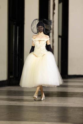 Model lors du défilé Germanier, Collection Haute Couture Printemps Eté 2026 lors de la Fashion Week de Paris fashion week PFW le 29 janvier 2026 Thibault Duboucher Bestimage Germanier fashion show, Spring Summer 2026 Haute Couture Collection during Paris Fashion Week PFW on 29 January 2026 Paris France  Copyright: xThibaultxDuboucherx xBestimagexThibaultxDuboucherx xBestimagex