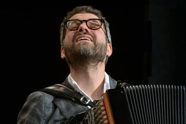 Konzert des Schneeberger und Bakanic Quartetts, mit Bella Via, im Kulturzentrum AlFa in Steyrermühl Laakirchen, fotografiert am 29.1.2026,. Das Bild zeigt Akkordeonspieler Christian Bakanic 2026 - Konzert des Schneeberger und Bakanic Quartetts, mit Bella Via, im Kulturzentrum AlFa in Steyrermühl Laakirchen, am 29.1.2026