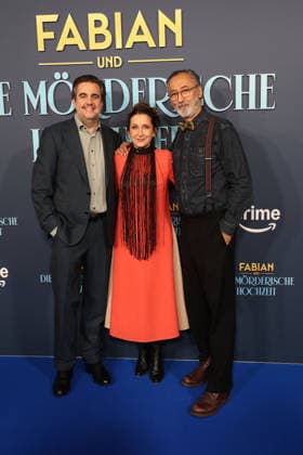 Bastian Pastewka, Barbara Philipp und Ercan Durmaz bei der öFabian und Die moerderische Hochzeit (Amazon Prime) Film Premiere am 30.01.2026 in Koeln Bastian Pastewkas Fabian und Die moerderische Hochzeit (Amazon Prime) Filmpremiere in Koeln
