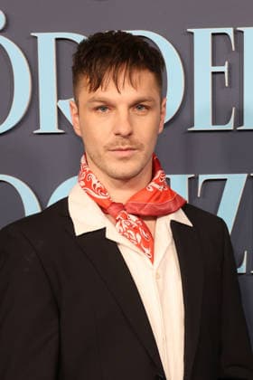 Anton Dreger bei der öFabian und Die moerderische Hochzeit (Amazon Prime) Film Premiere am 30.01.2026 in Koeln Bastian Pastewkas Fabian und Die moerderische Hochzeit (Amazon Prime) Filmpremiere in Koeln