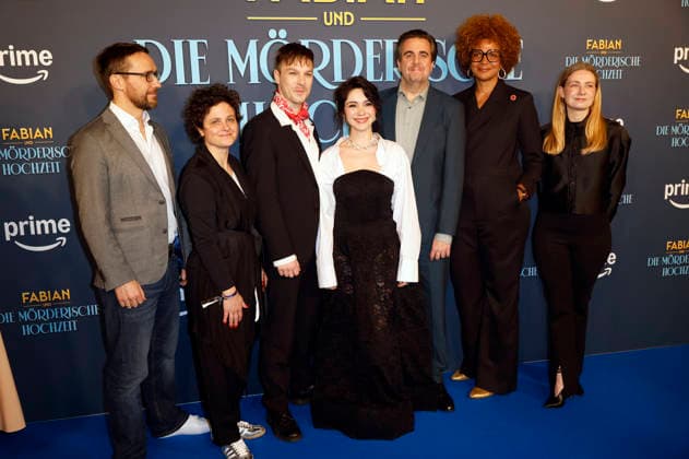 Philip Pratt, Denise Neustadt, Anton Dreger, Tamara Romera Gines, Bastian Pastewka, Nataly Kudiabor und Leonie Franziska Geisinger bei der Premiere des Amazon Prime Video-Films Fabian und die mörderische Hochzeit im Cinenova. Köln, 30.01.2026