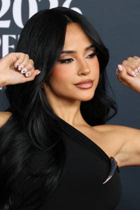 USA - MusiCares Person of the Year Event IHO Mariah Carey - Los Angeles LOS ANGELES - JAN 30: Becky G at the MusiCares Person of the Year Event IHO Mariah Carey at the LA Convention Center on January 30, 2026 in Los Angeles, CA Los Angeles CA USA  Copyright: xHPAx xHutchinsxPhotox